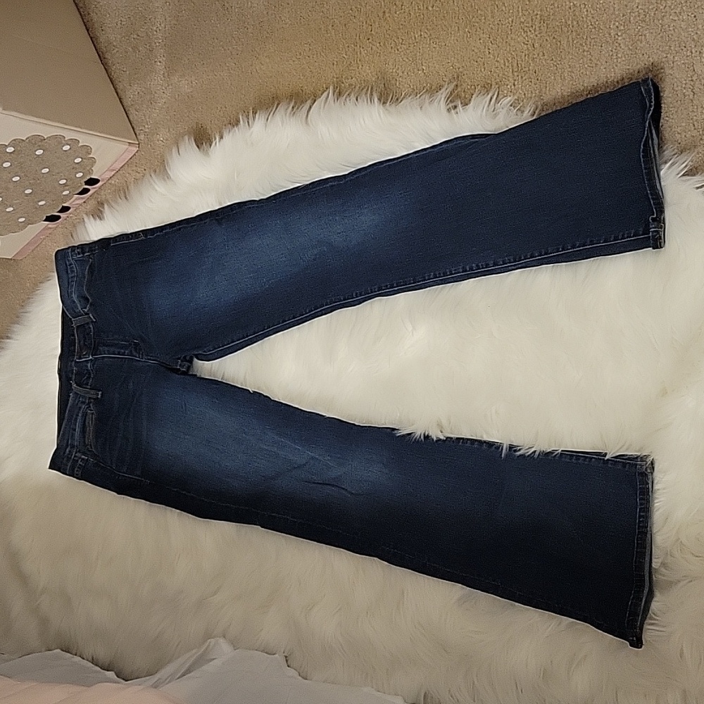 Calvin Klein Jeans dark wash flare stretch classic 5 pocket style sz 29 / 8 EUC…